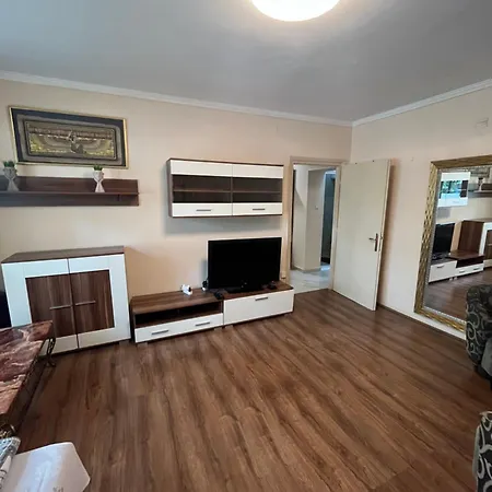 STAN Top Lokacija Maksima Gorkog Centar